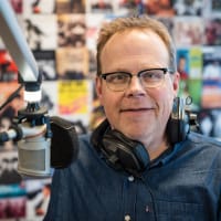Tidernas Största Hits med Hasse Strandberg