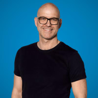 Radio 100 med Elias