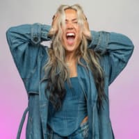 Klubben med Julie Bergan