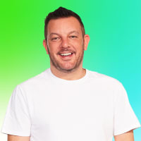 Hits Radio 00s Breakfast with Joel Ross