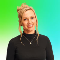 The Hits Radio Evening Show with Maxine Knight