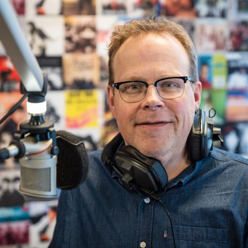 Tidernas Största Hits med Hasse Strandberg