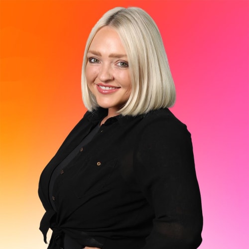 Lynne Hoggan