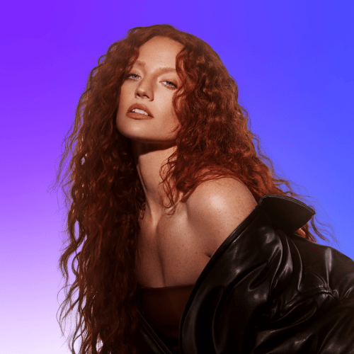 Alex Scott and Jess Glynne KISSTORY All Stars